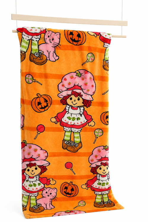 Strawberry Shortcake Halloween Plush Throw Blanket